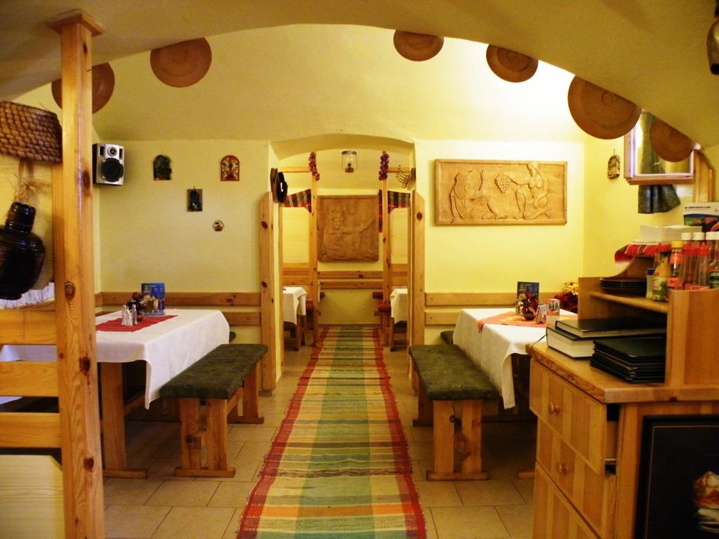Sunnystreet Guesthouse Стара Лесна Екстер'єр фото
