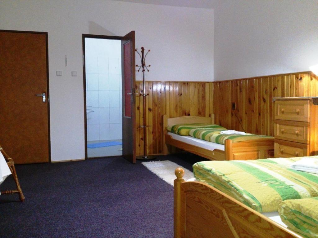 Sunnystreet Guesthouse Стара Лесна Екстер'єр фото