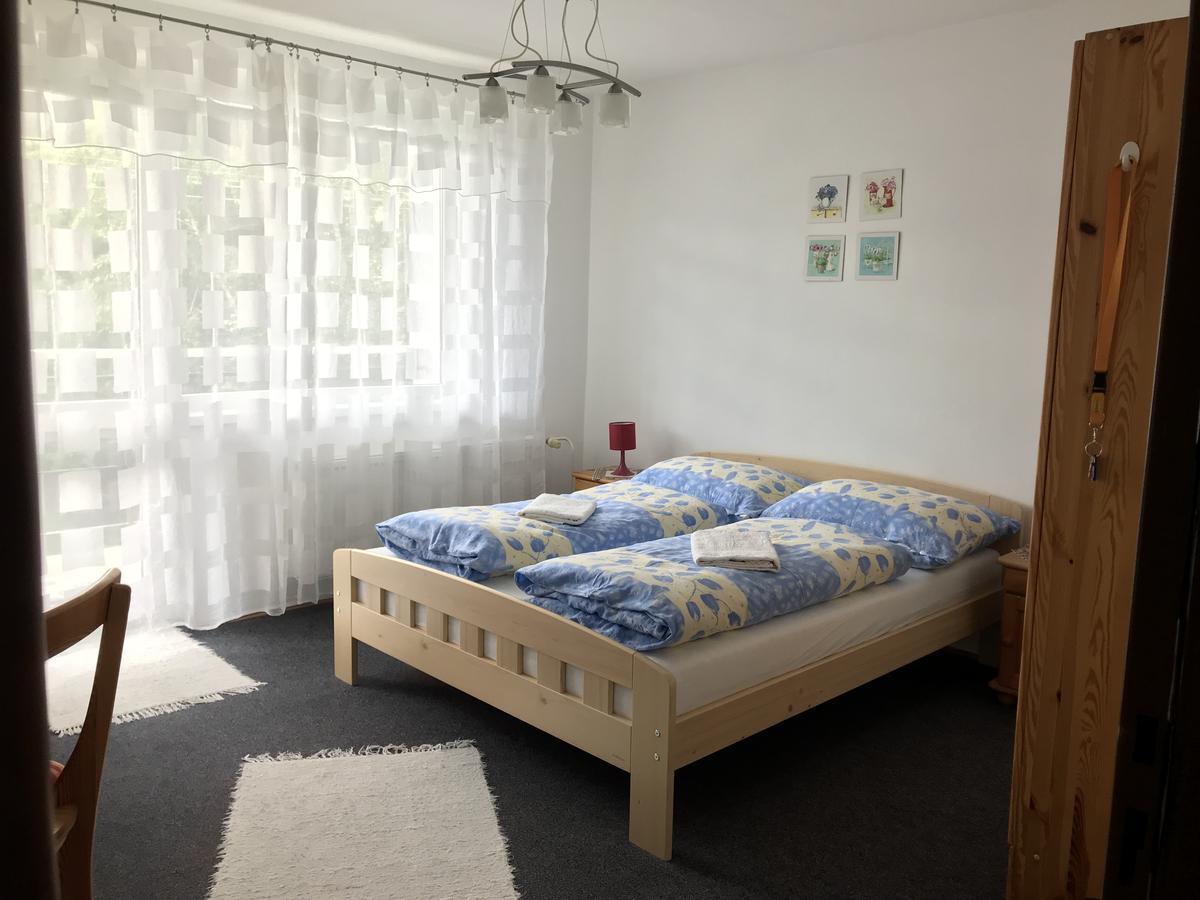 Sunnystreet Guesthouse Стара Лесна Екстер'єр фото